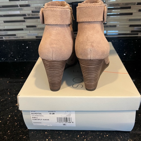 NIB Sole Society Peytal Wedge Booties - Picture 3 of 4